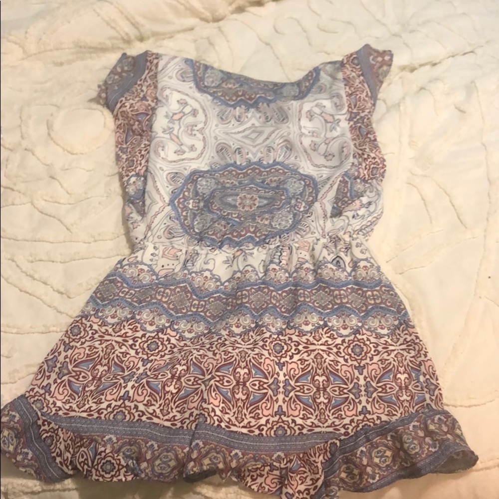 Ruffle romper - Picture 2 of 2